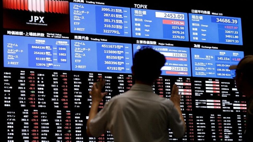 Margin trading in Japan plunged last week as investors were forced to dump stocks during the Nikkei's steepest fall in 40 years. 

Image Source: Reuters 